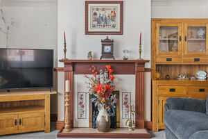 Photo 6- click for photo gallery